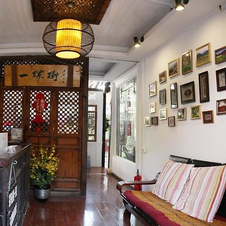 Tree'S Tale Hotel - Lijiang Лицзян Экстерьер фото
