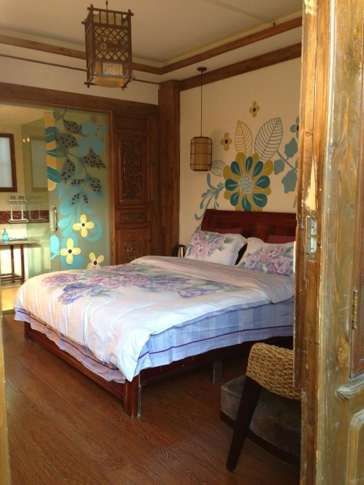 Tree'S Tale Hotel - Lijiang Лицзян Экстерьер фото