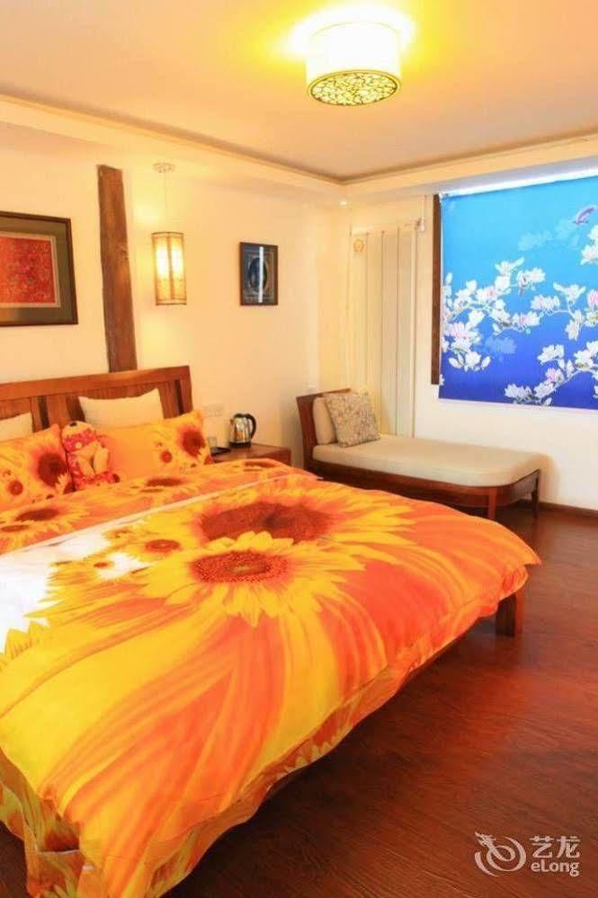 Tree'S Tale Hotel - Lijiang Лицзян Экстерьер фото